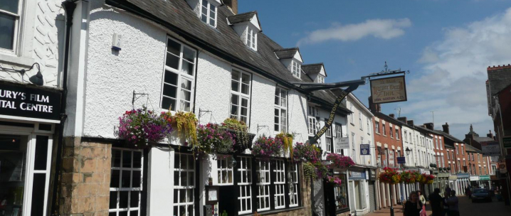 Cherwell District Council selects InfiNet Wireless solutions to provide CCTV infrastructure in Banbury, England Cherwell District Council selects InfiNet Wireless solutions to provide CCTV infrastructure in Banbury, England